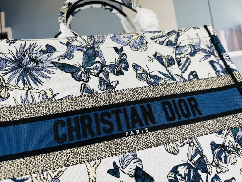 Dior Shopping Bags